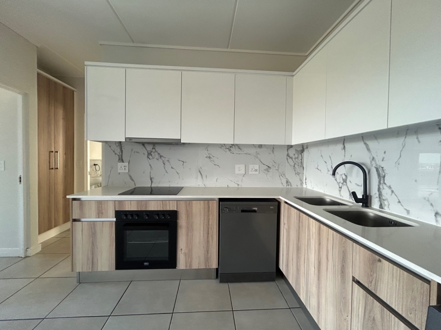 To Let 2 Bedroom Property for Rent in Sandown Western Cape